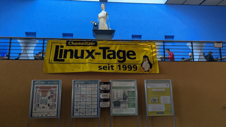 Banner mit der Aufschrift „Chemnitzer Linux-Tage seit 1999“